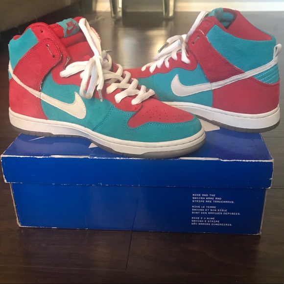 nike sb bloody gums